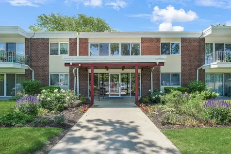 127 North Wolf Road Wheeling IL 60090