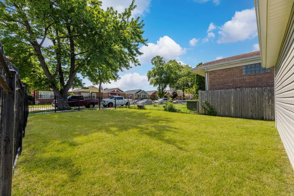 4900 South Laramie Avenue Chicago IL 60638