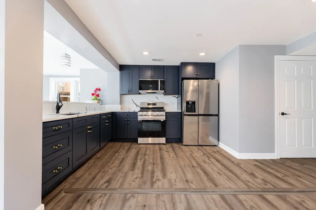 4900 South Laramie Avenue Chicago IL 60638