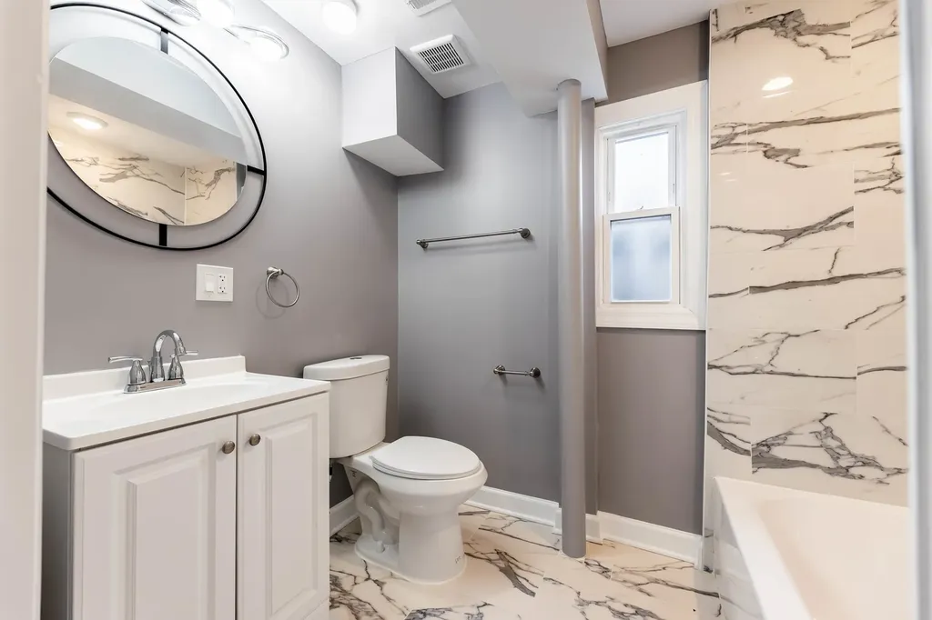 4900 South Laramie Avenue Chicago IL 60638