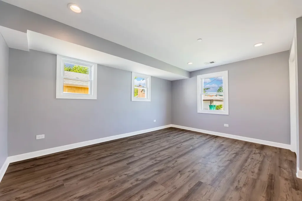 4900 South Laramie Avenue Chicago IL 60638