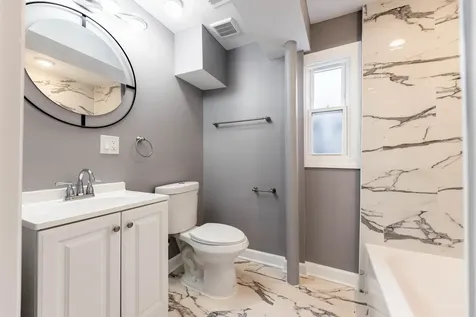 4900 South Laramie Avenue Chicago IL 60638