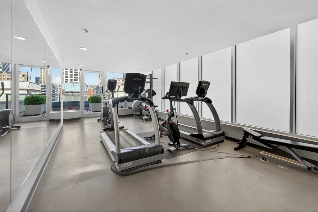 550 North St Clair Street Chicago IL 60611