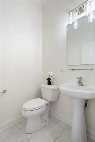 1525 North Wood Street Chicago IL 60622