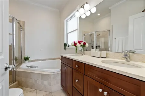 1525 North Wood Street Chicago IL 60622