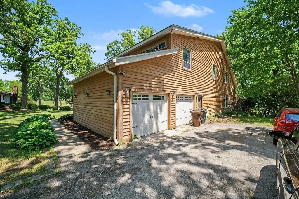 19629 Woodside Drive New Lenox IL 60451