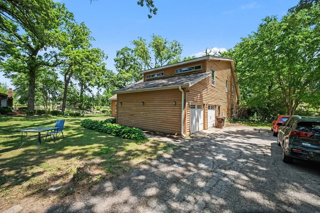 19629 Woodside Drive New Lenox IL 60451