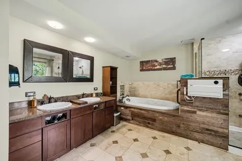 19629 Woodside Drive New Lenox IL 60451
