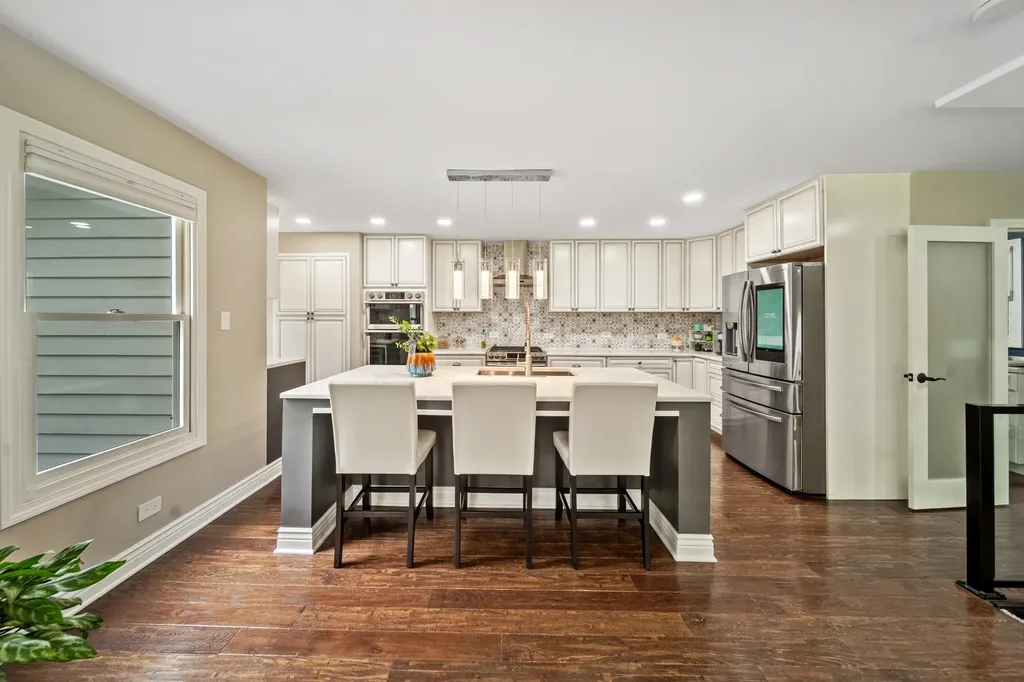 28W140 Mack Road Wheaton IL 60189