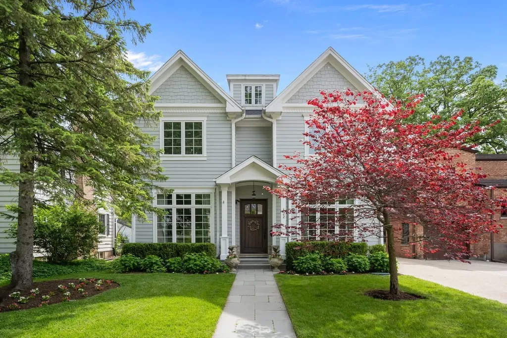122 17TH Street Wilmette IL 60091