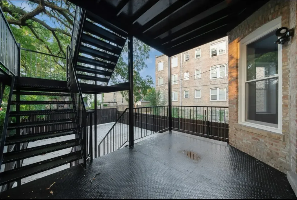 4140 West Wilcox Street Chicago IL 60624