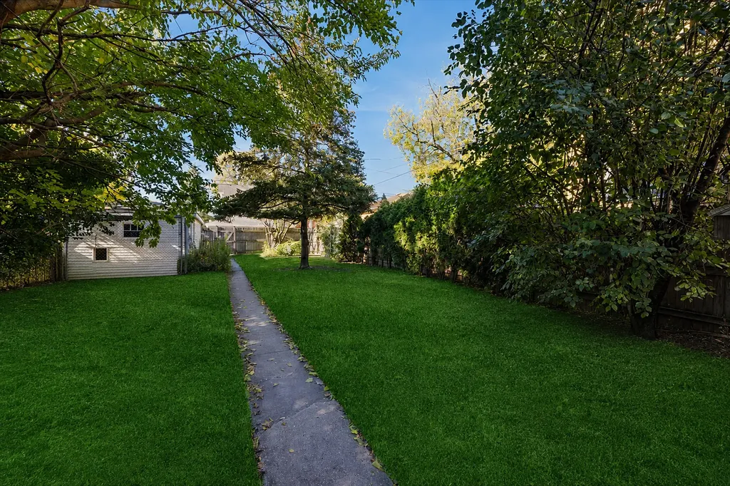 3334 Prairie Avenue Brookfield IL 60513