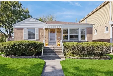 3334 Prairie Avenue Brookfield IL 60513