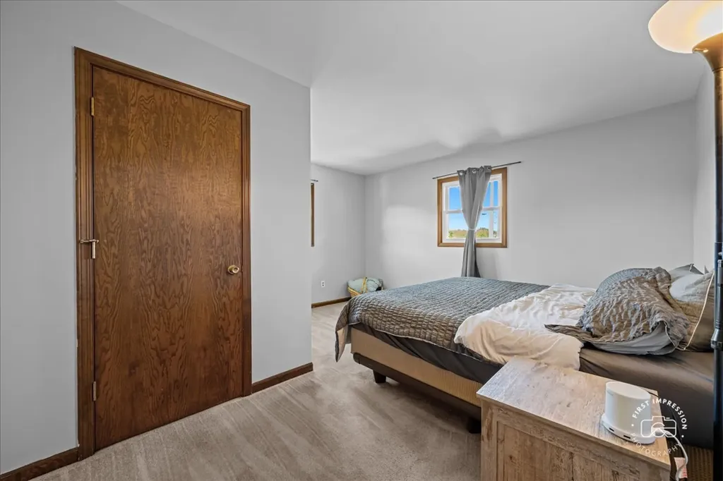 966 North Elmwood Drive Aurora IL 60506