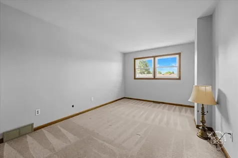 966 North Elmwood Drive Aurora IL 60506