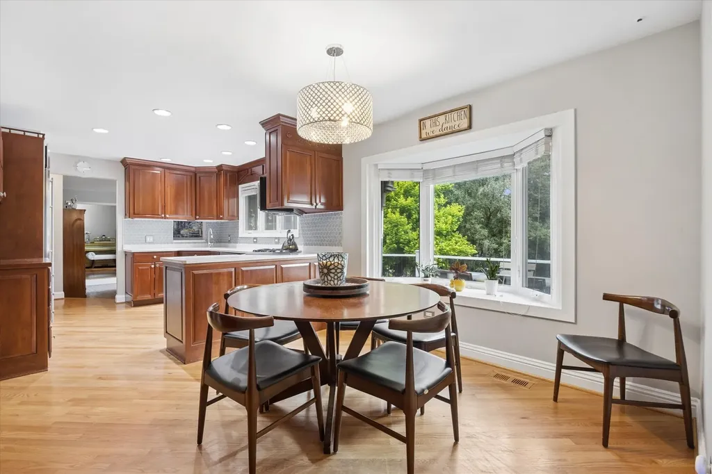 1490 Wood Avenue Downers Grove IL 60515