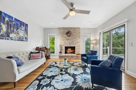 1490 Wood Avenue Downers Grove IL 60515