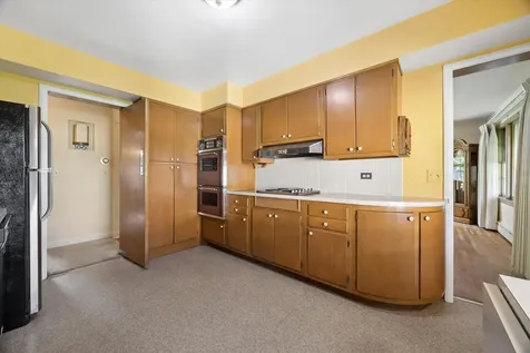 1024 South Spring Avenue La Grange IL 60525