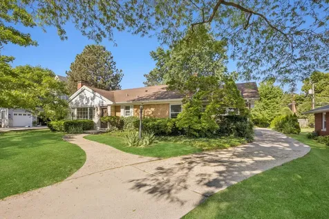 1024 South Spring Avenue La Grange IL 60525