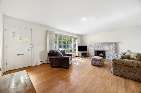 1024 South Spring Avenue La Grange IL 60525
