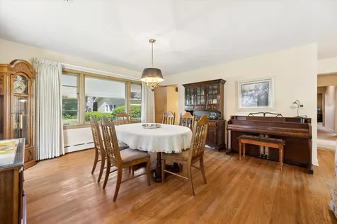 1024 South Spring Avenue La Grange IL 60525