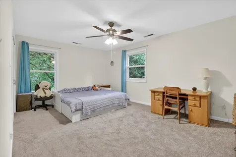 393 Warwick Lane Lakewood IL 60014