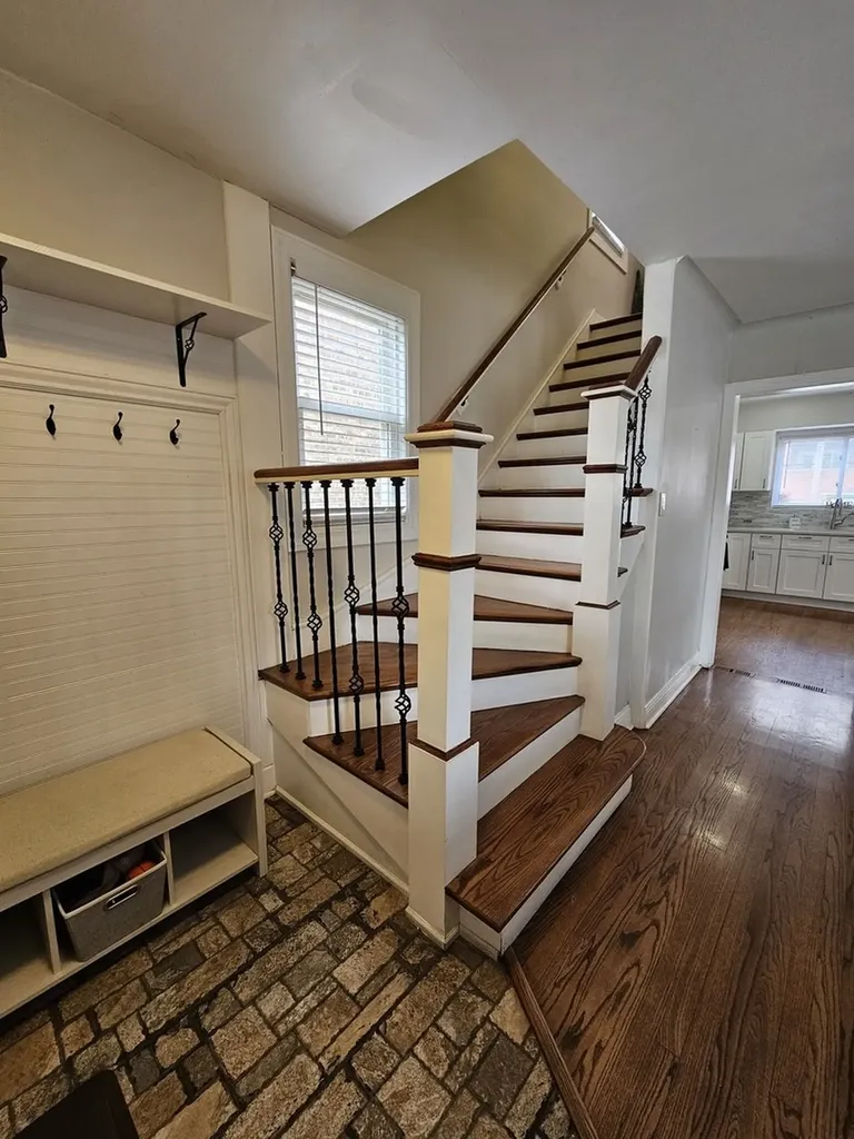 2910 North Neva Avenue Chicago IL 60634