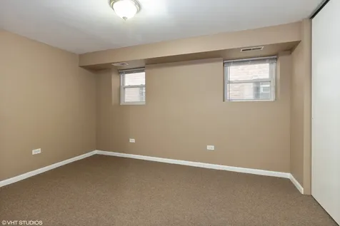 5414 West Montrose Avenue Chicago IL 60641
