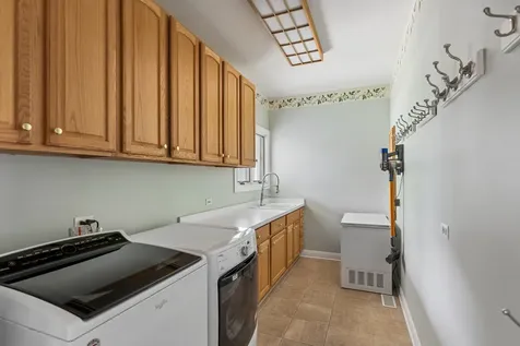 6598 Revere Court Gurnee IL 60031