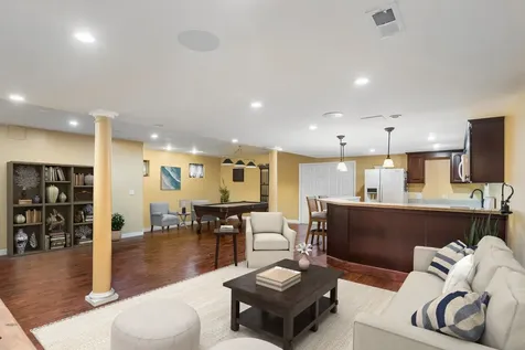 6598 Revere Court Gurnee IL 60031