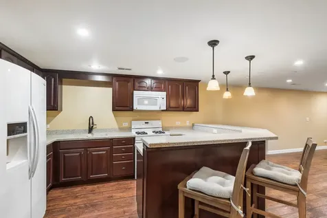 6598 Revere Court Gurnee IL 60031