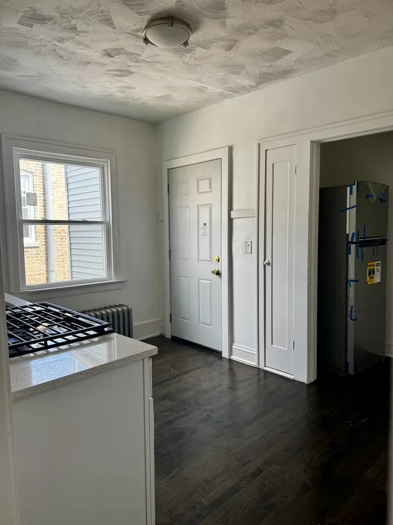 2456 West Lithuanian Plaza Court Chicago IL 60629