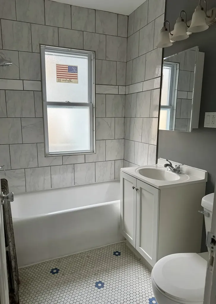 2456 West Lithuanian Plaza Court Chicago IL 60629