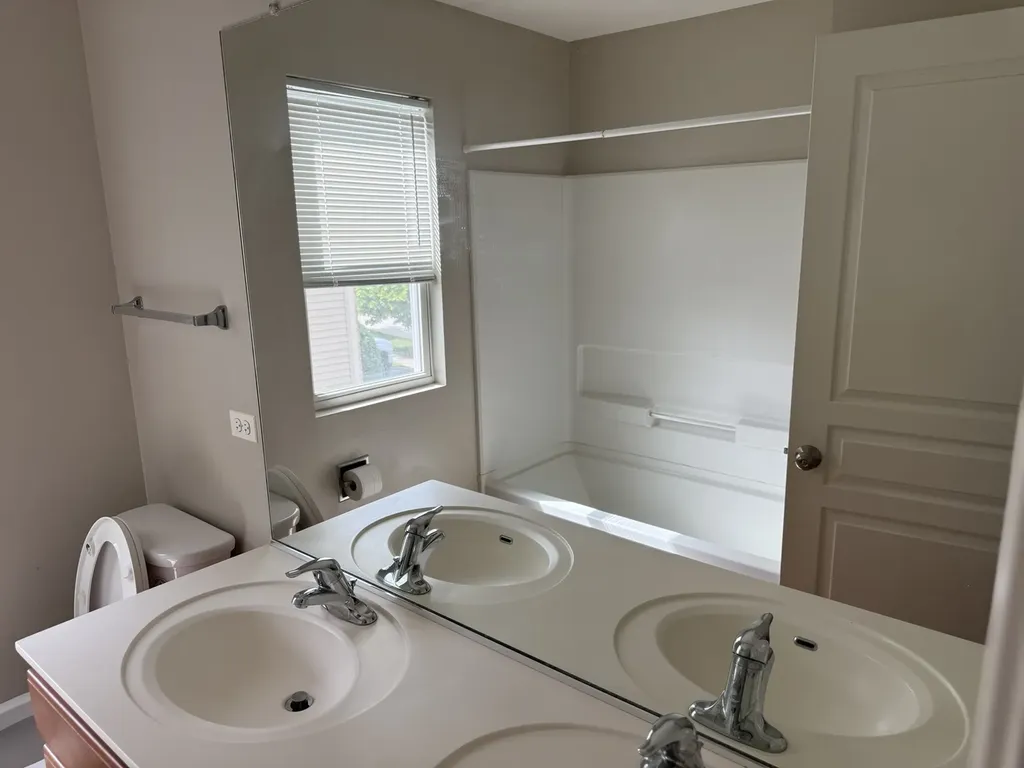 1177 Blue Heron Circle Antioch IL 60002