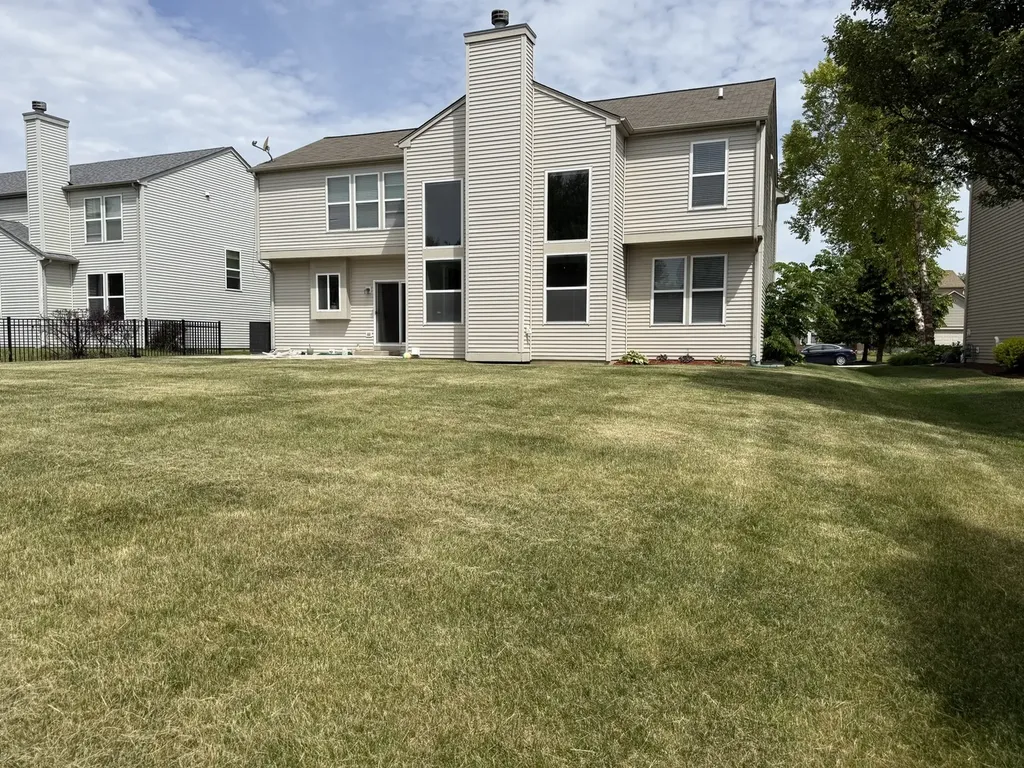 1177 Blue Heron Circle Antioch IL 60002