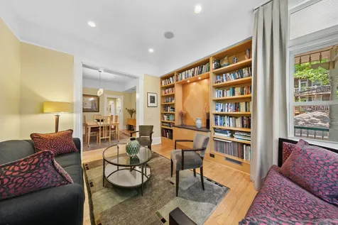 3744 North Bosworth Avenue Chicago IL 60613