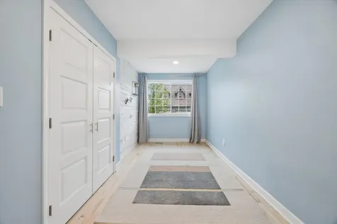 502 47TH Street Western Springs IL 60558