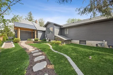 502 47TH Street Western Springs IL 60558