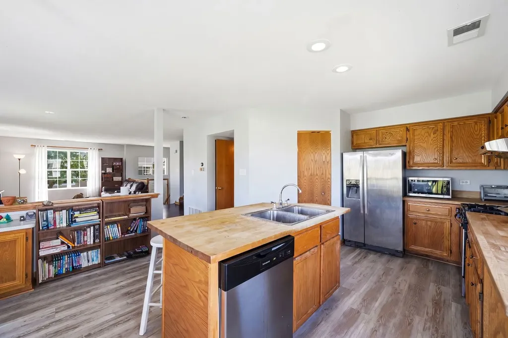 16516 Teton Drive Lockport IL 60441