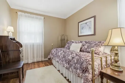 1210 Greenlawn Drive Bloomington IL 61701