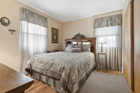 1210 Greenlawn Drive Bloomington IL 61701