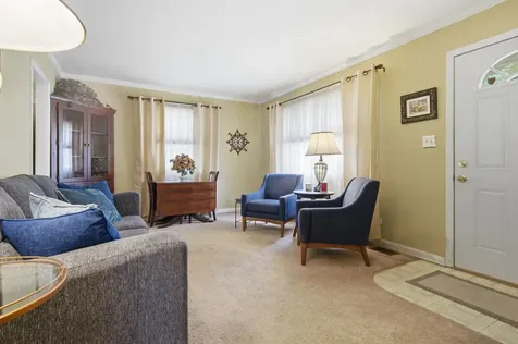 1210 Greenlawn Drive Bloomington IL 61701