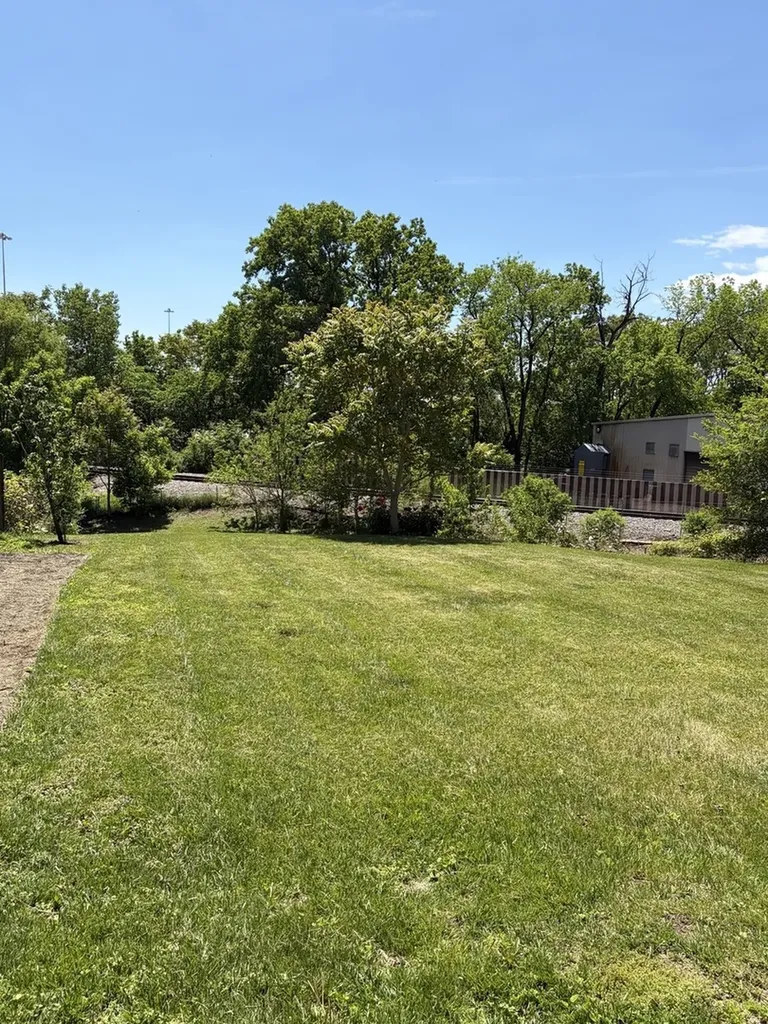 315 Pierce Street Aurora IL 60505