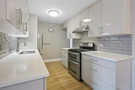 840 Wellington Avenue Elk Grove Village IL 60007