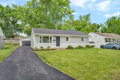 512 North Westlawn Avenue Aurora IL 60506
