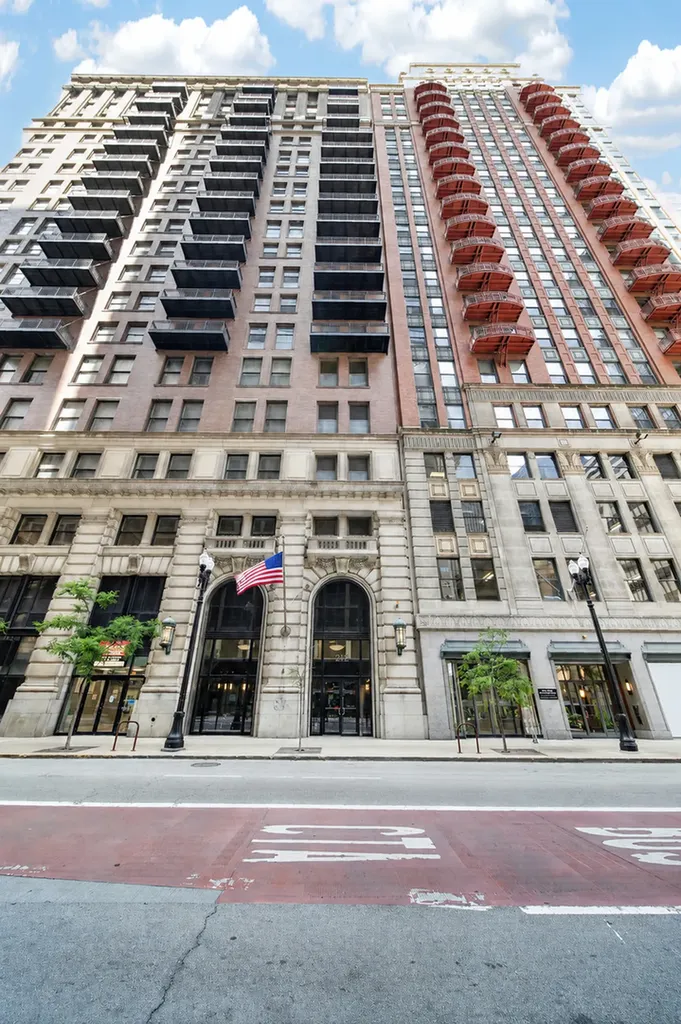 212 West Washington Street Chicago IL 60606