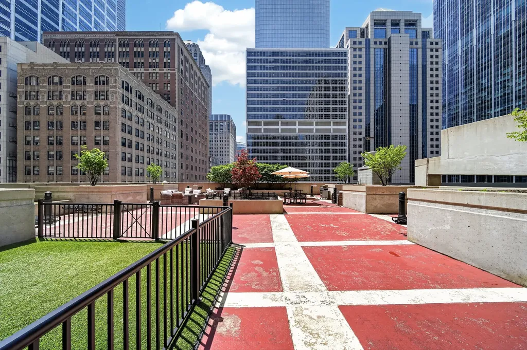 212 West Washington Street Chicago IL 60606