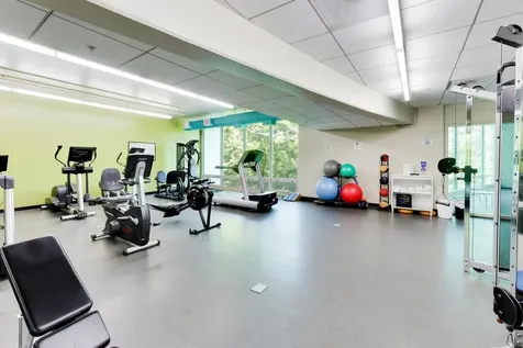 1570 Elmwood Avenue Evanston IL 60201
