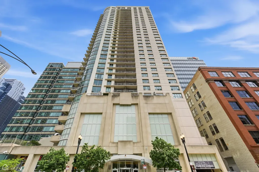 125 South Jefferson Street Chicago IL 60661