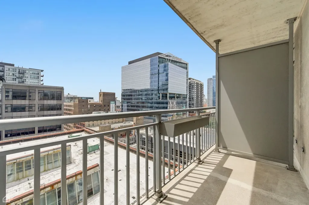 125 South Jefferson Street Chicago IL 60661